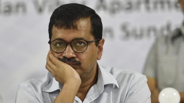 કેજરીવાલ ચૂંટણી પંચે નોટિસ